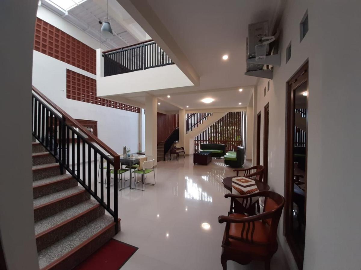 Omah Nayan Hotel Maguwo Buitenkant foto