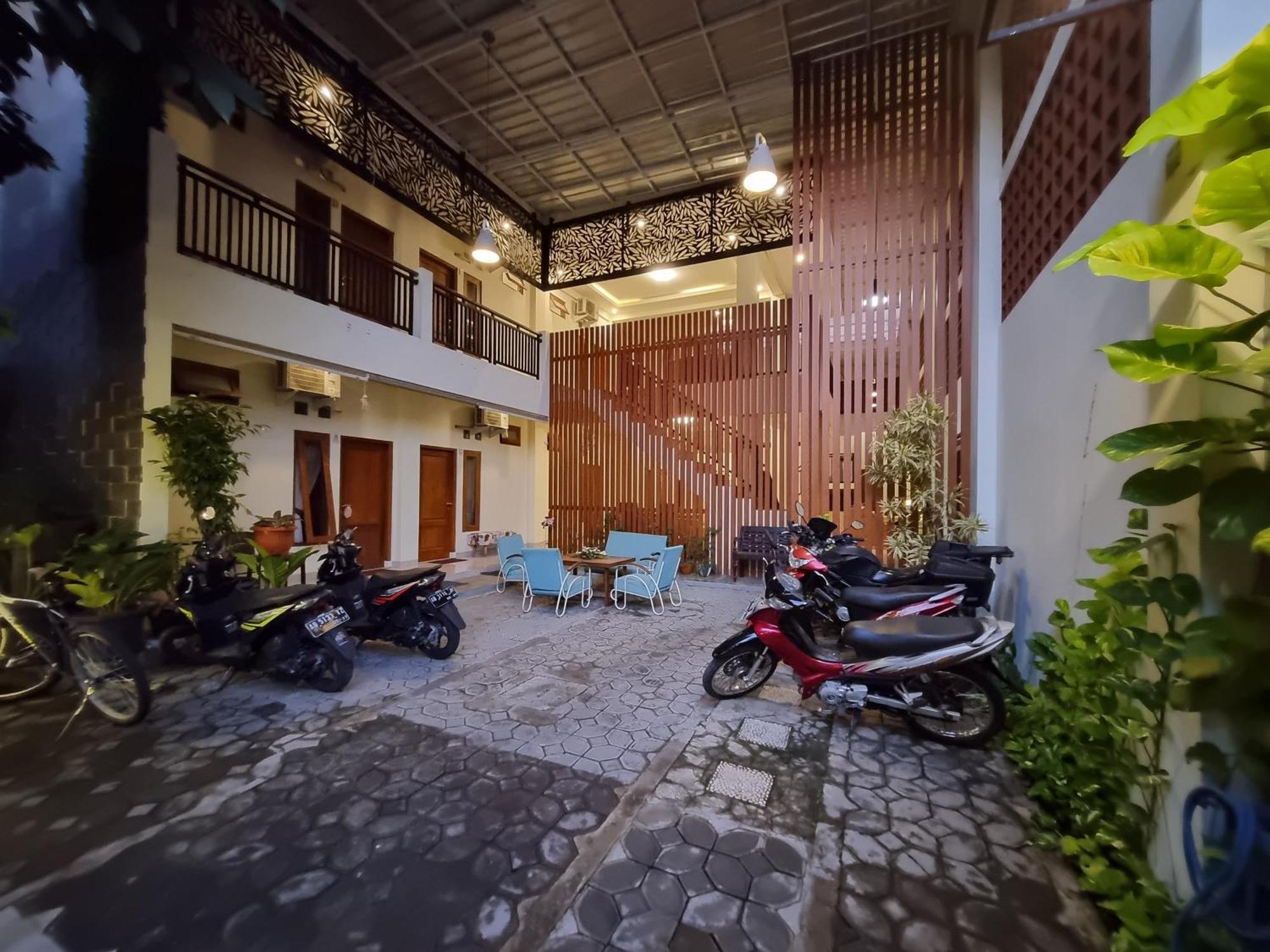 Omah Nayan Hotel Maguwo Buitenkant foto