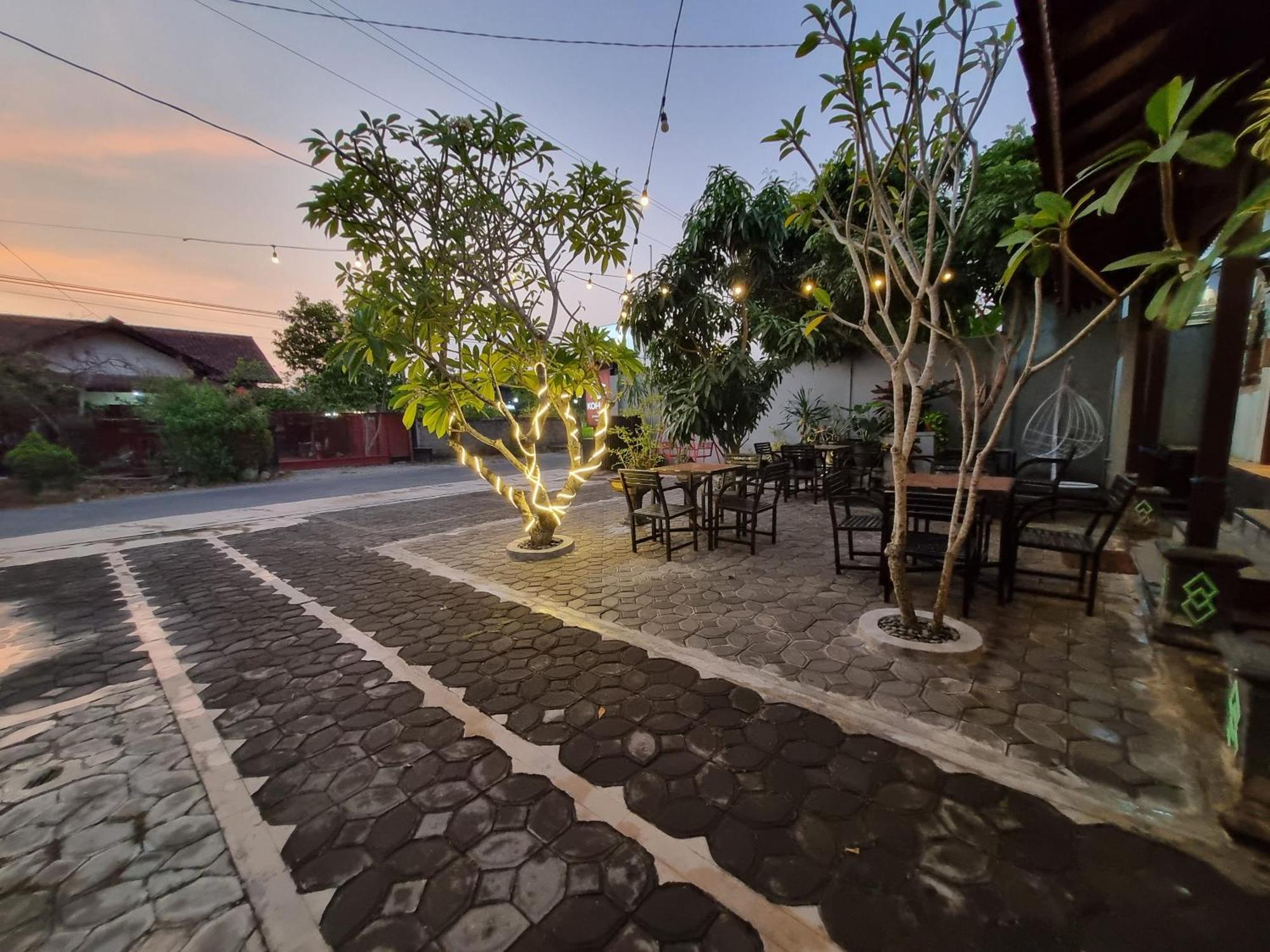 Omah Nayan Hotel Maguwo Buitenkant foto